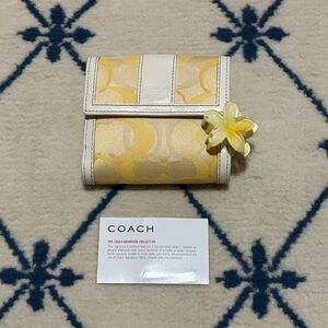 Coach Y2K Hampton Optic Signature C Jacquard Trifold Wallet 2000s - Yellow
